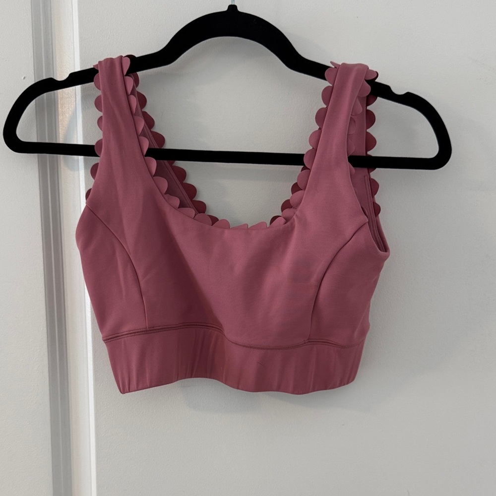 IVL COLLECTIVE Scalloped Edge Sports Bra - Pink SIZE 8